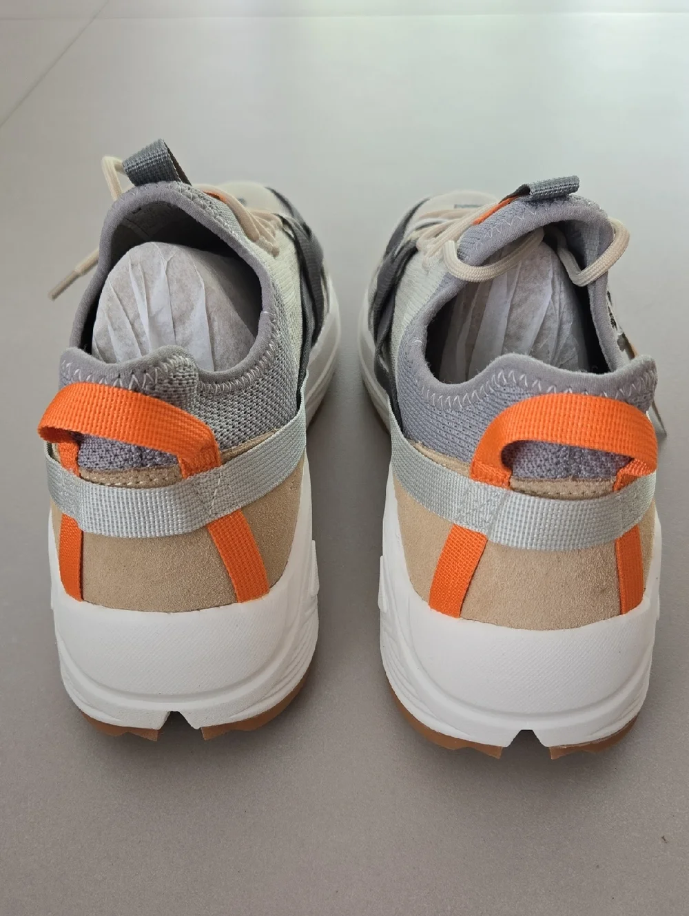 NWT! G-West Men's Lightweight Trail Sneakers in Beige & Gray Size 12
